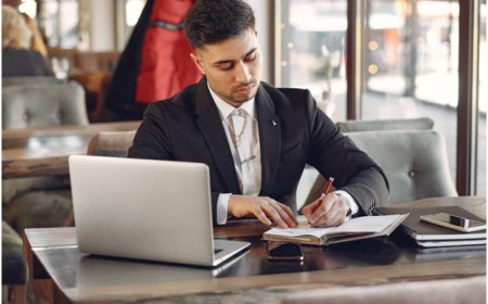 Why More Kolkata Students Are Choosing Law as a Career?