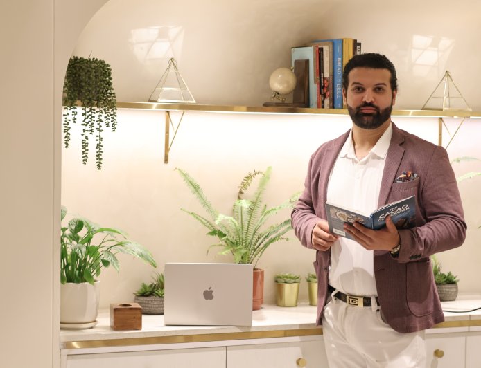 India's Most Sought-After Akashic Records Reader Daksh Kakkar Draws Famous Bollywood Celebrities and Business Elites to His Delhi Practice